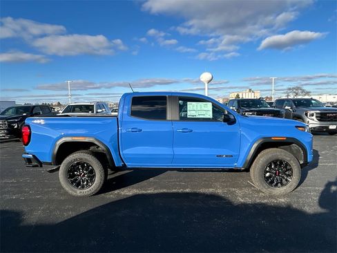 New 2026 GMC Canyon Elevation image 9