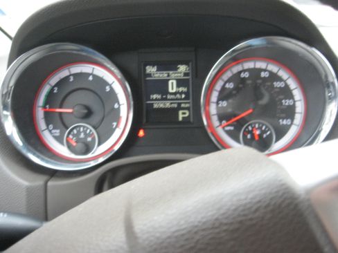 Used 2012 Dodge Durango SXT image 10