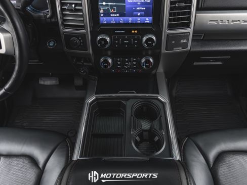 Used 2021 Ford F450 Platinum image 45