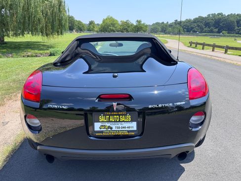 Used 2007 Pontiac Solstice GXP image 29