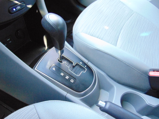 Used 2017 Hyundai Accent SE Sedan FWD image 14