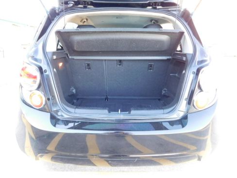 Used 2016 Chevrolet Sonic LT image 7