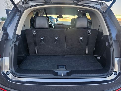 Used 2025 Honda Pilot EX-L image 14