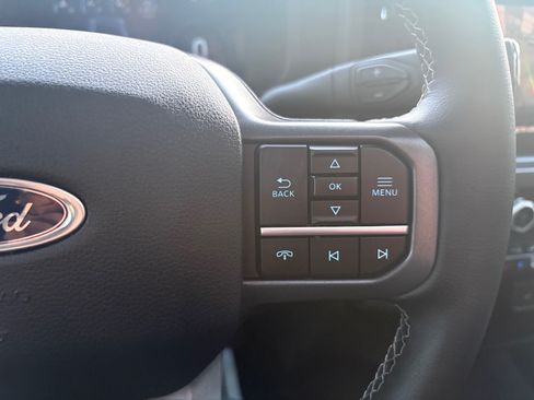 Used 2025 Ford F350 Lariat image 22