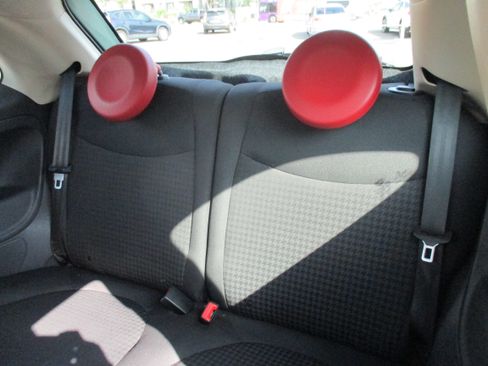 Used 2017 FIAT 500 Pop Hatchback FWD image 6