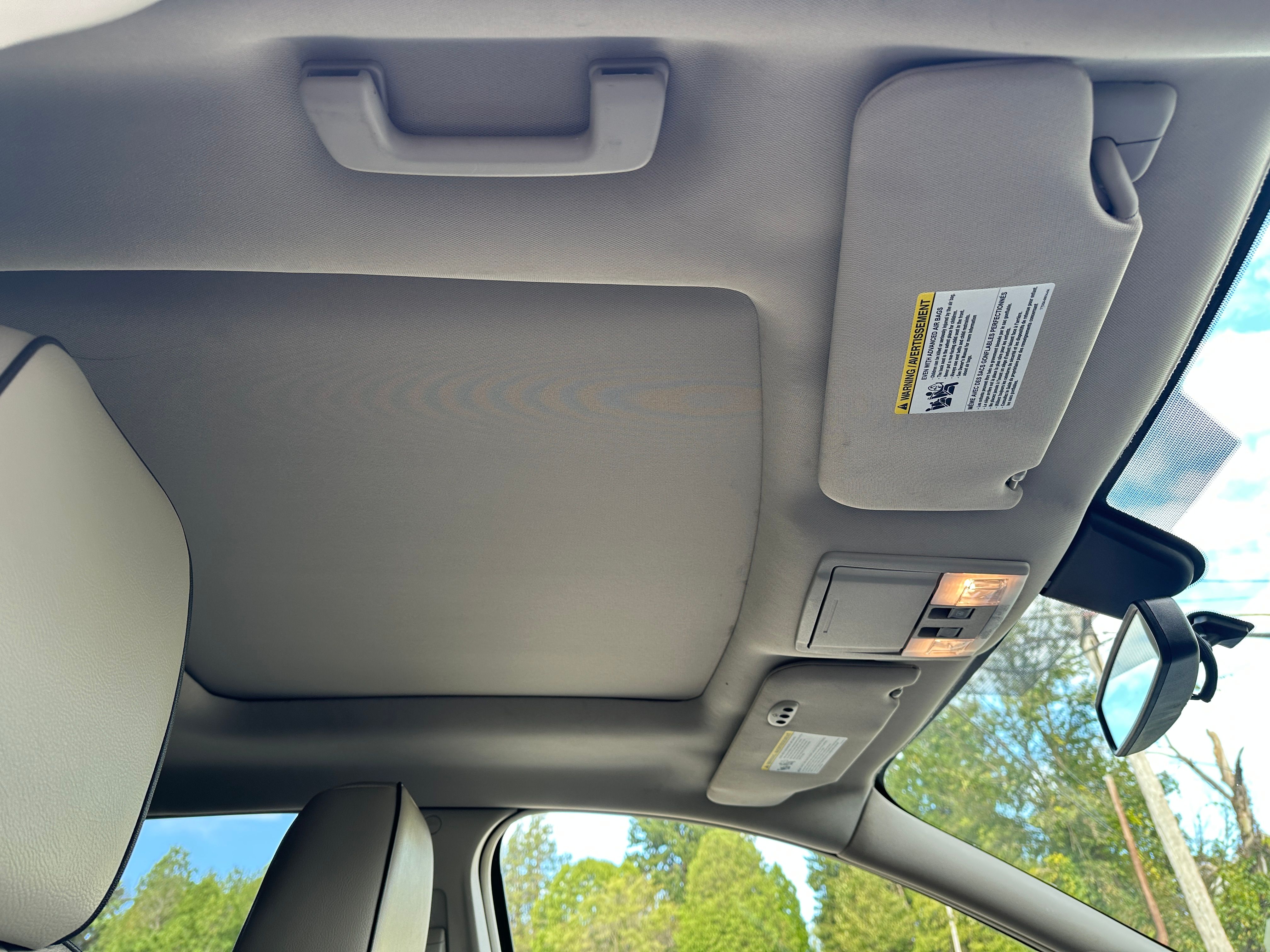 Used 2011 Lincoln MKX AWD image 15