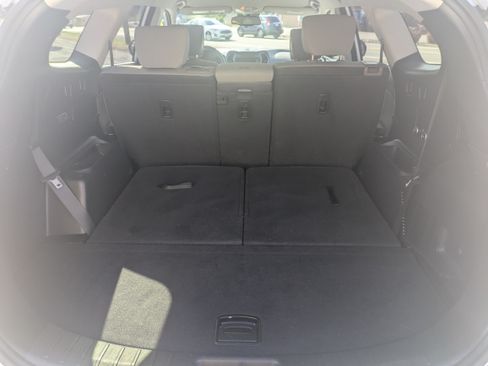 Used 2017 Hyundai Santa Fe SE image 7