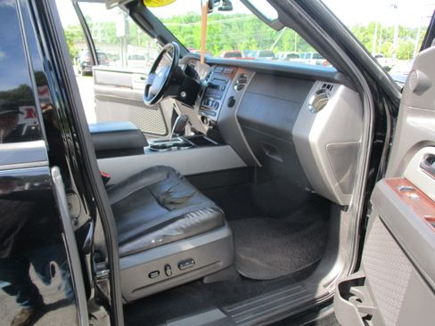 Used 2007 Ford Expedition 2WD Limited image 28