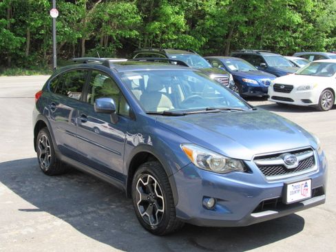 Used 2013 Subaru XV Crosstrek 2.0i Premium AWD/4WD image 12