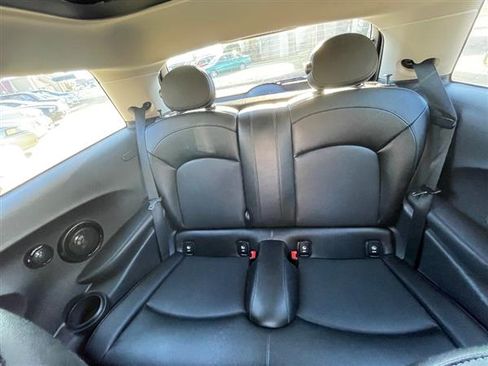 Used 2018 MINI Cooper image 13