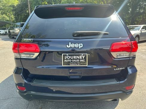 Used 2017 Jeep Grand Cherokee 2WD Laredo image 4