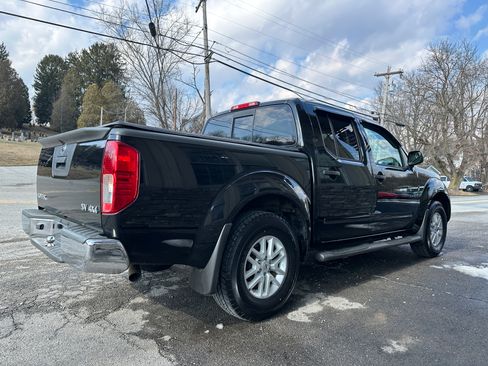 Used 2019 Nissan Frontier S image 4