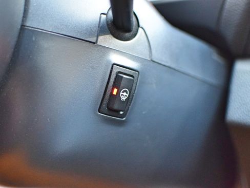 Used 2012 BMW 128i image 23