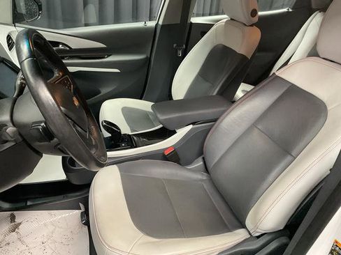 Used 2020 Chevrolet Bolt Premier image 12