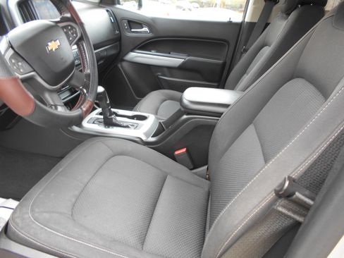 Used 2019 Chevrolet Colorado LT image 8