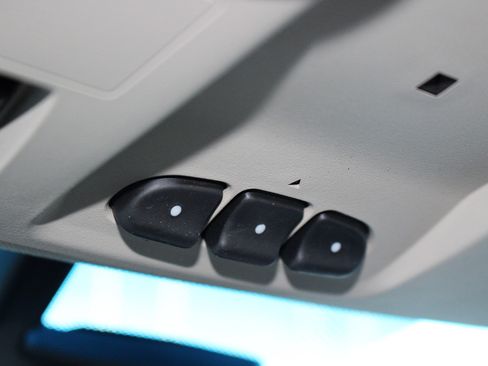 Used 2015 Buick Enclave Premium image 32