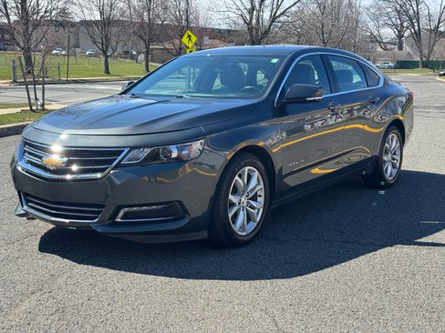 Used 2018 Chevrolet Impala LT image 2