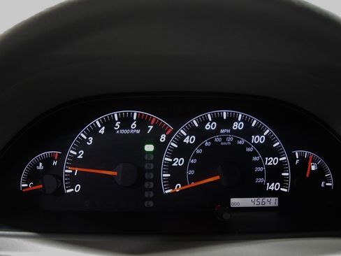 Used 2005 Toyota Camry LE image 23