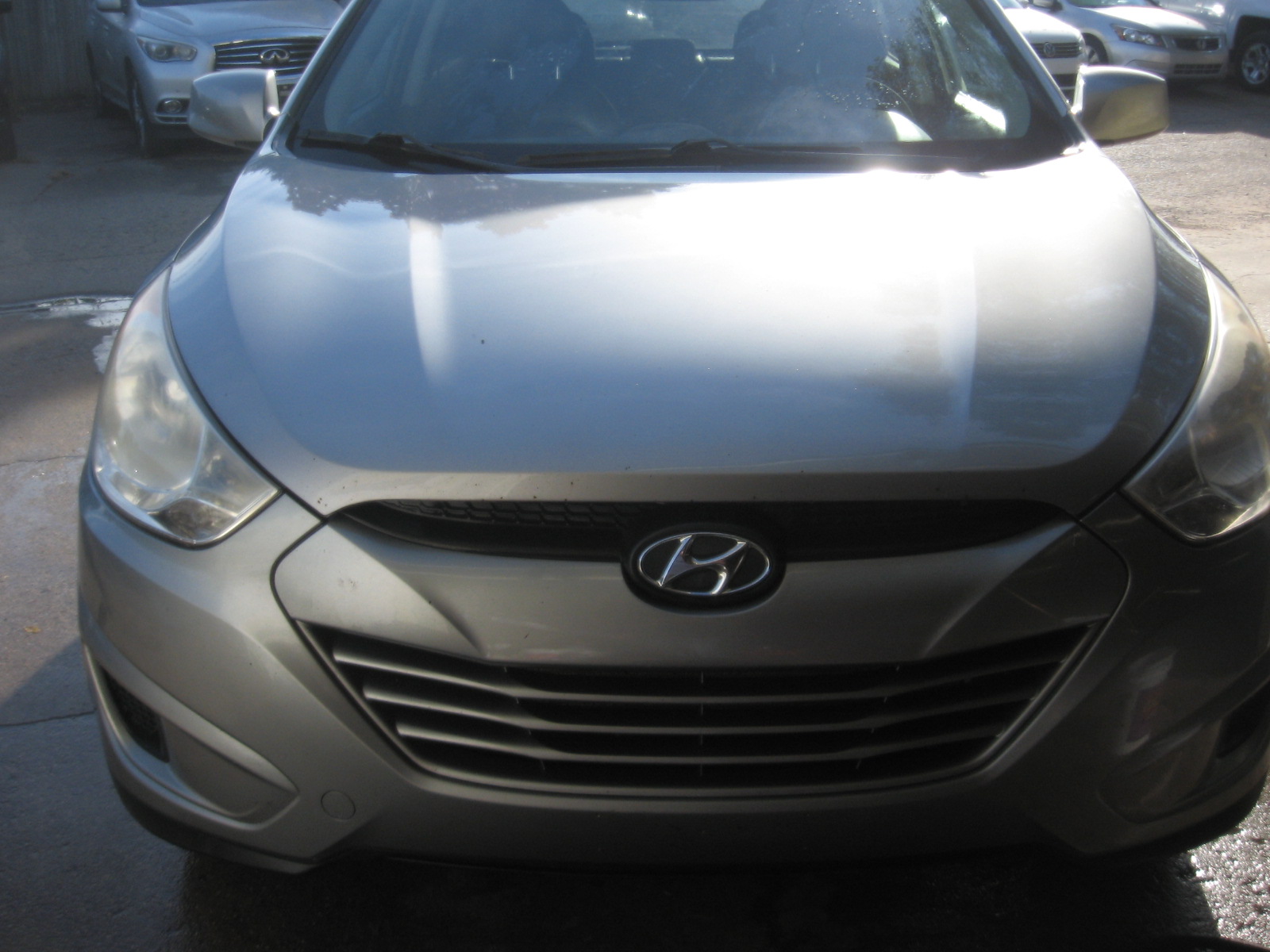 Used 2011 Hyundai Tucson SE FWD image 3