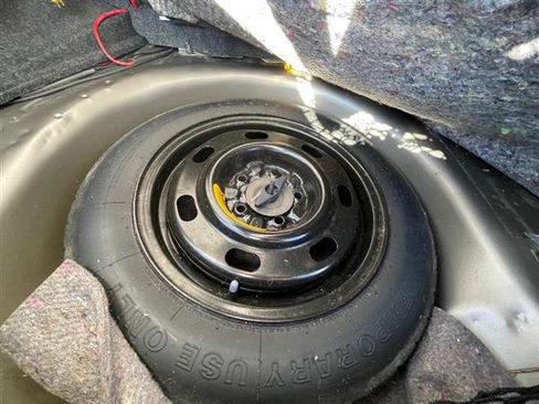 Used 2001 Ford Mustang GT Deluxe image 15