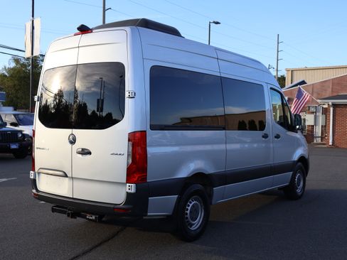 Used 2019 Mercedes-Benz Sprinter 2500 image 6