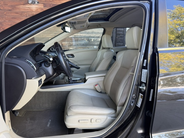 Used 2016 Acura RDX AWD w/ Technology Package image 9
