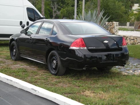 Used 2016 Chevrolet Impala Police FWD image 3