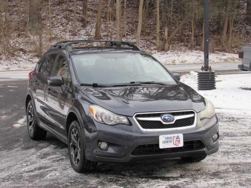 Used 2015 Subaru XV Crosstrek 2.0i Limited image 16