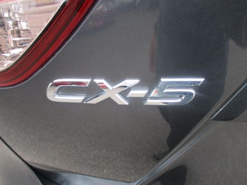 Used 2016 MAZDA CX-5 Sport FWD image 12