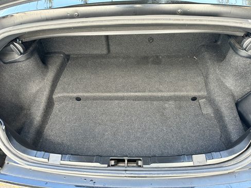 Used 2005 BMW Z4 2.5i image 22