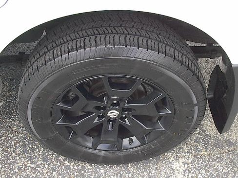 Used 2021 Nissan Frontier SV image 21