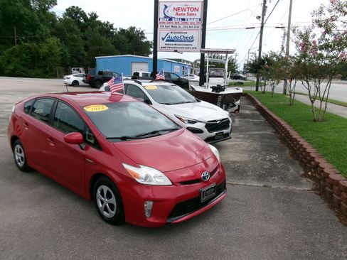 Used 2014 Toyota Prius Two image 21