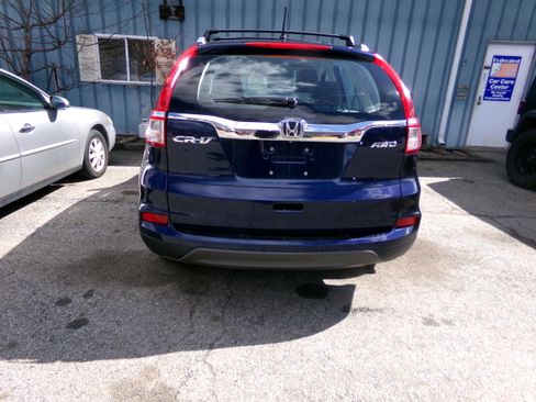 Used 2015 Honda CR-V LX image 5