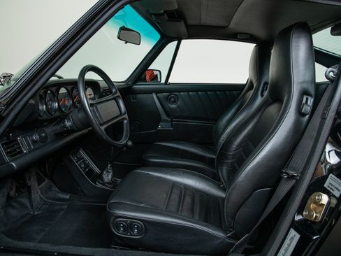 Used 1987 Porsche 911 Carrera Coupe RWD image 66