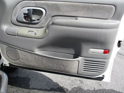 Used 1998 GMC Sierra 2500 Classic SL image 24