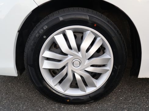 Used 2020 Honda Fit LX image 31