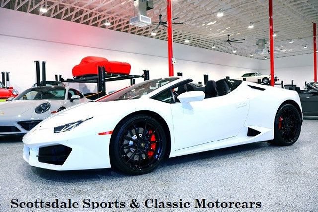 Used 2017 Lamborghini Huracan LP 580-2 RWD image 3