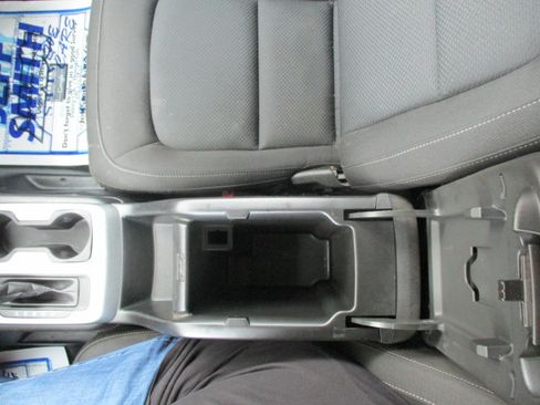 Used 2022 Chevrolet Colorado LT image 46