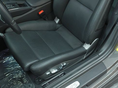 Used 2014 Porsche 911 Carrera 4S image 45