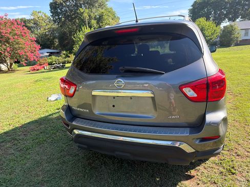 Used 2017 Nissan Pathfinder 4WD image 74