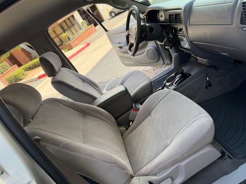 Used 2004 Toyota Tacoma TRD Off-Road image 33