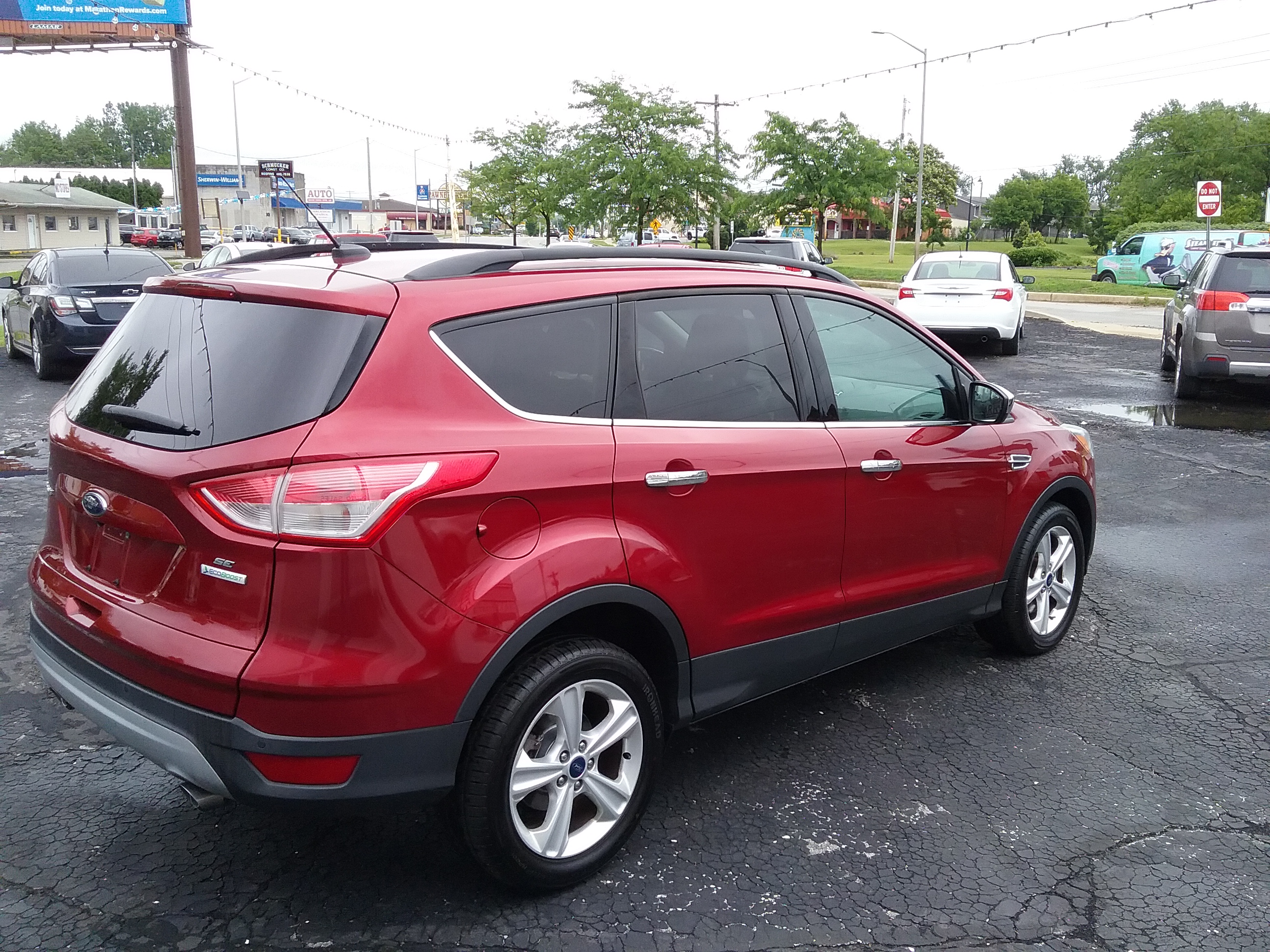Used 2016 Ford Escape SE FWD image 9