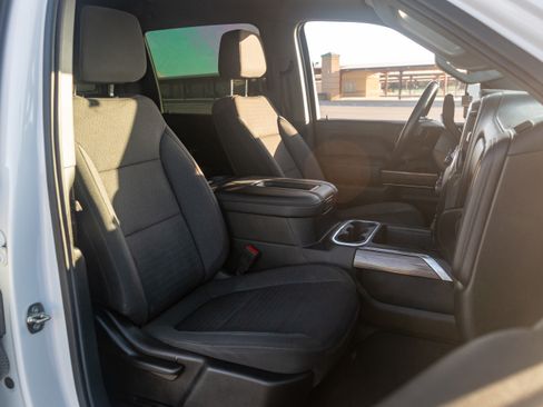 Used 2022 Chevrolet Silverado 2500 LT image 21