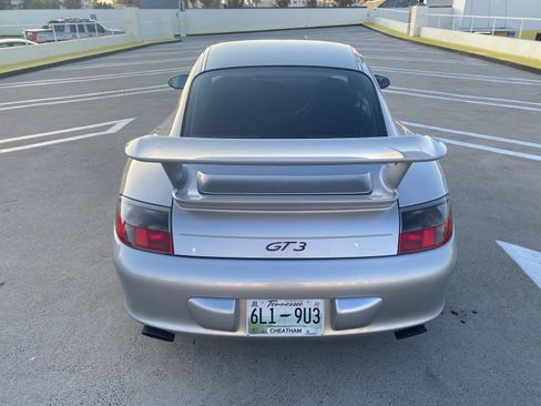 Used 2004 Porsche 911 GT3 image 3