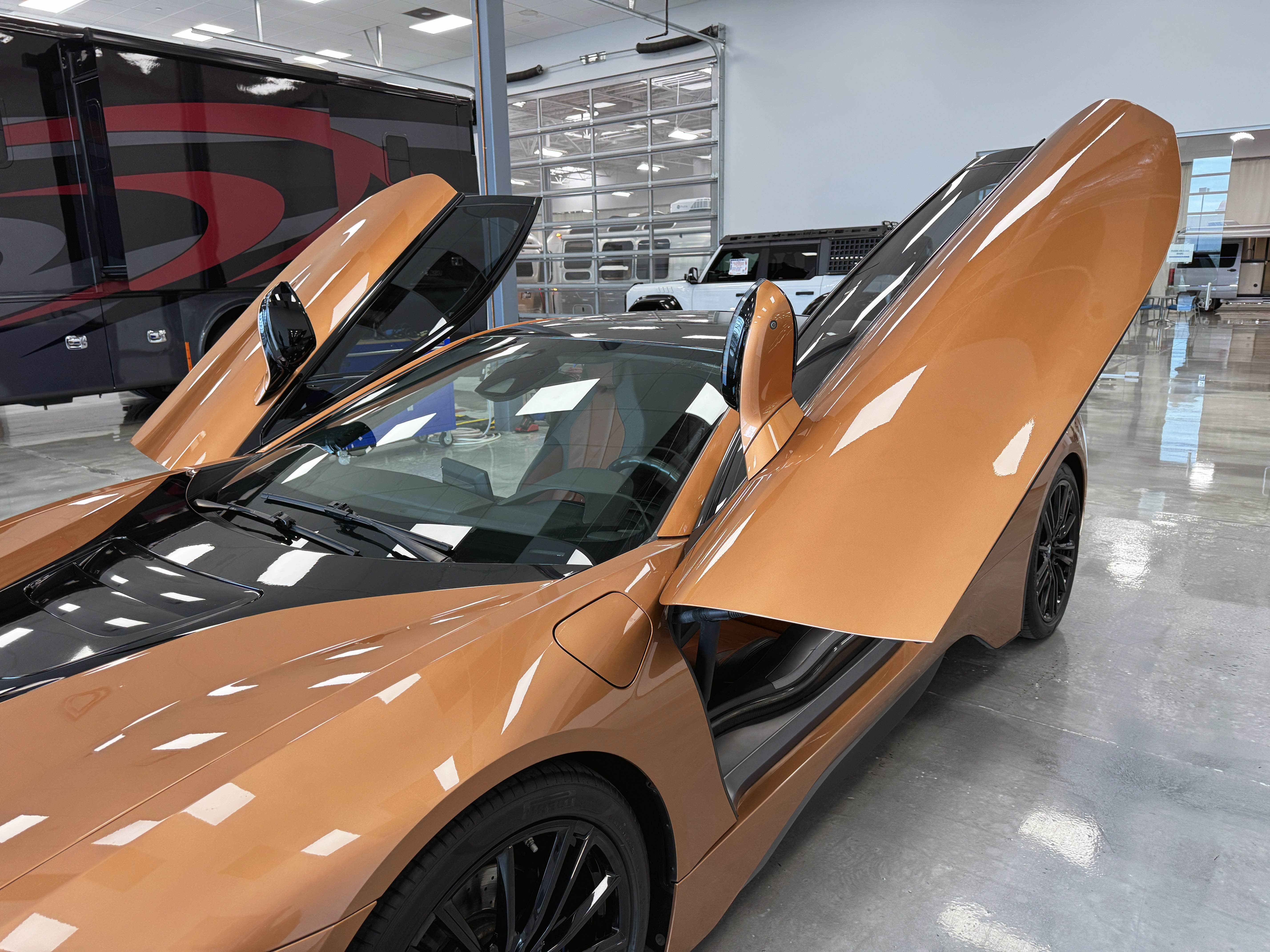 Used 2019 BMW i8 Coupe AWD/4WD image 10