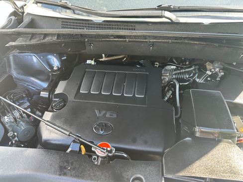 Used 2016 Toyota Highlander Limited image 8