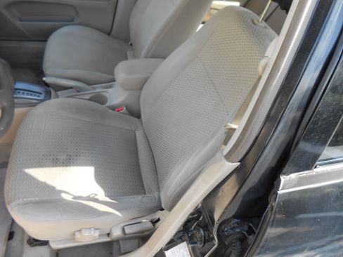 Used 2003 Mitsubishi Lancer ES image 10