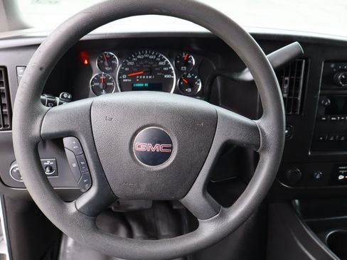 Used 2019 GMC Savana 2500 image 14