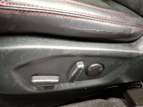 Used 2019 Ford Explorer XLT image 20