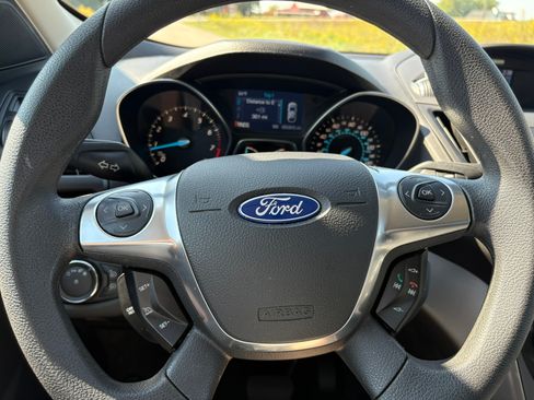 Used 2013 Ford Escape SE image 31